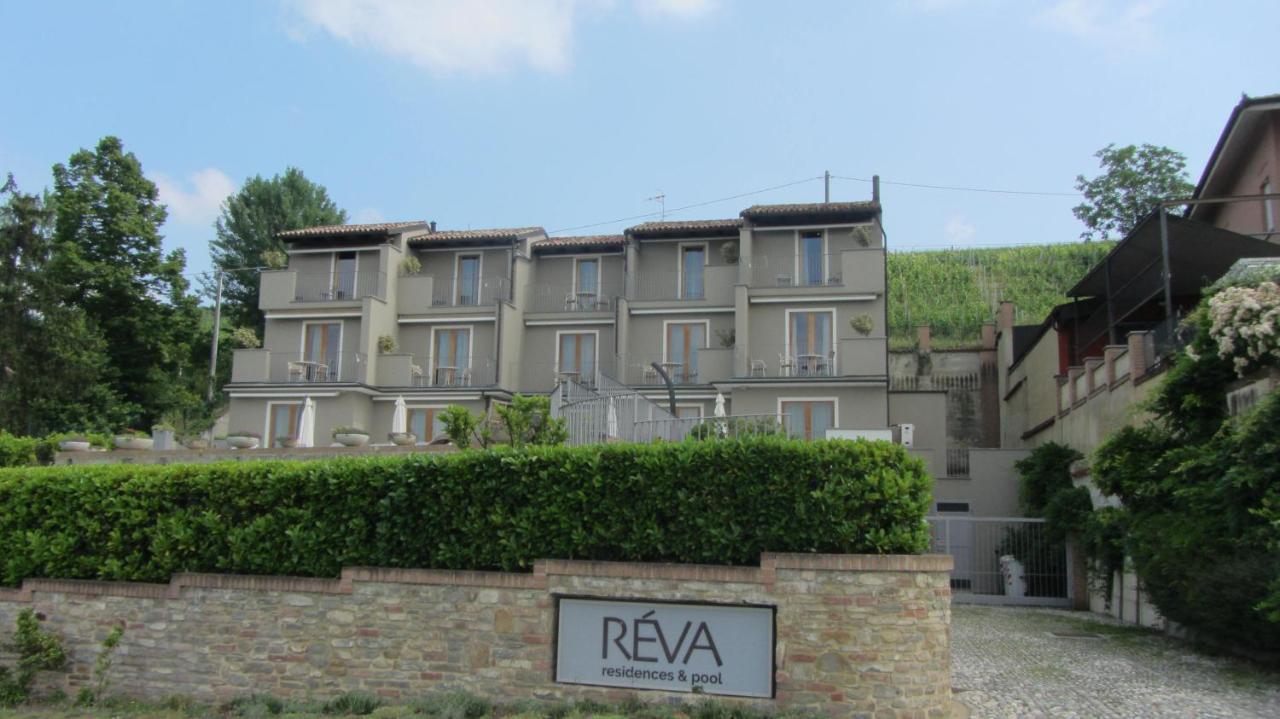 Reva Residences And Pool Monforte dʼAlba Kültér fotó