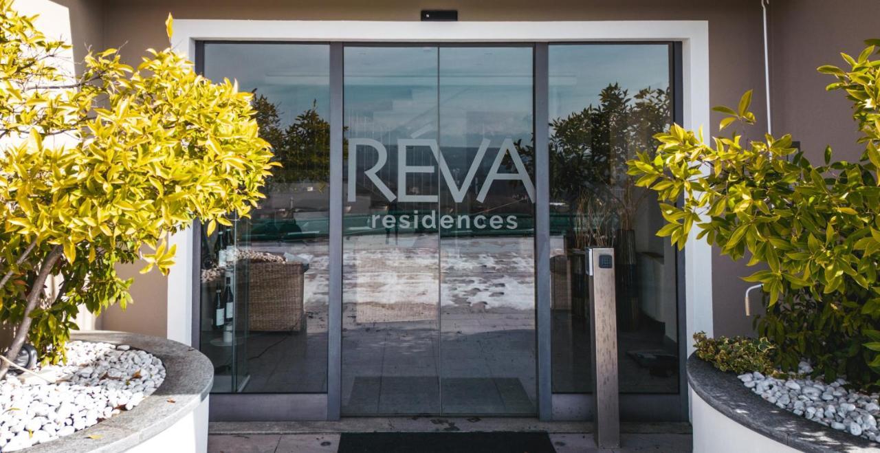 Reva Residences And Pool Monforte dʼAlba Kültér fotó